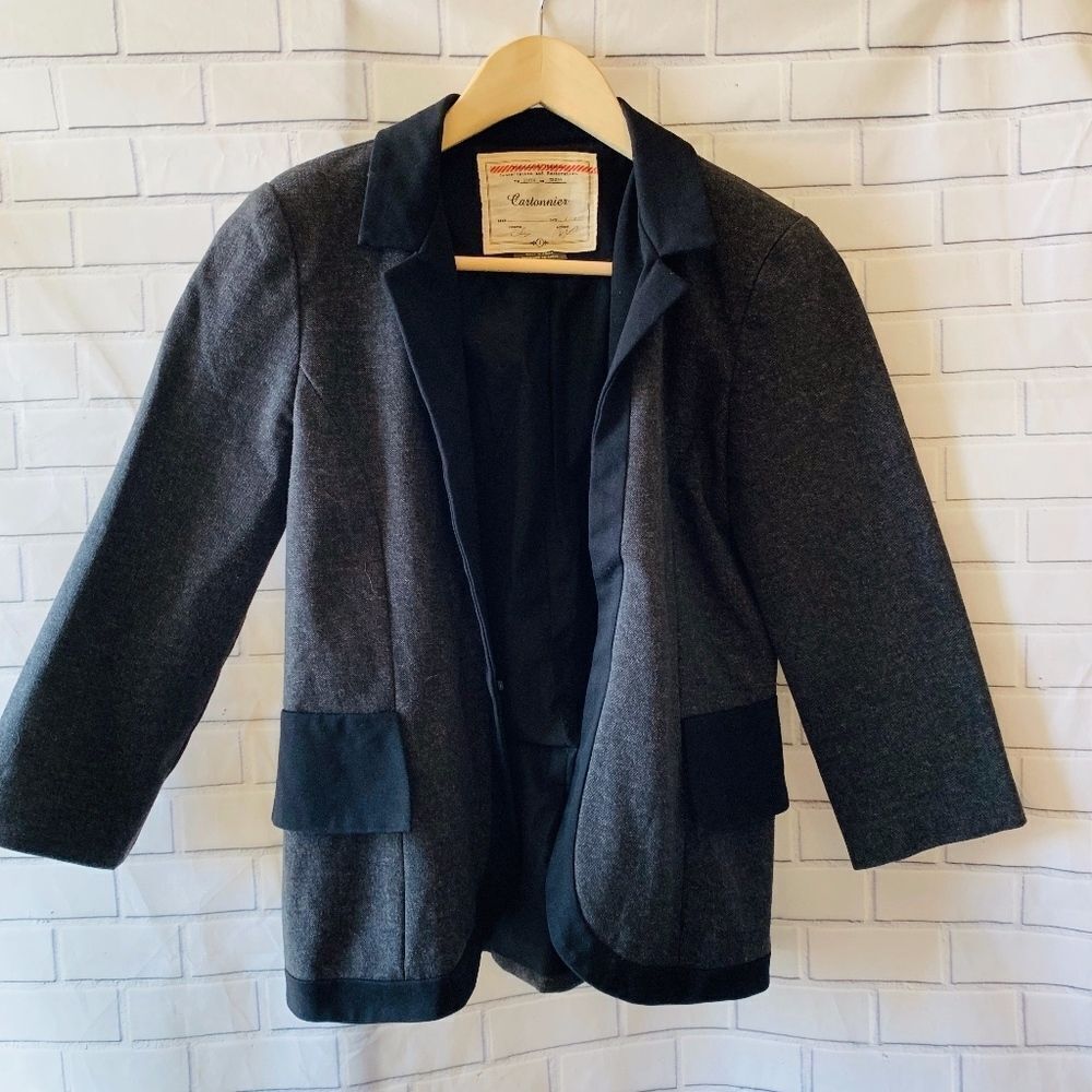 Anthro Cartonnier Black‎ Trim Ruffle Detail Blazer